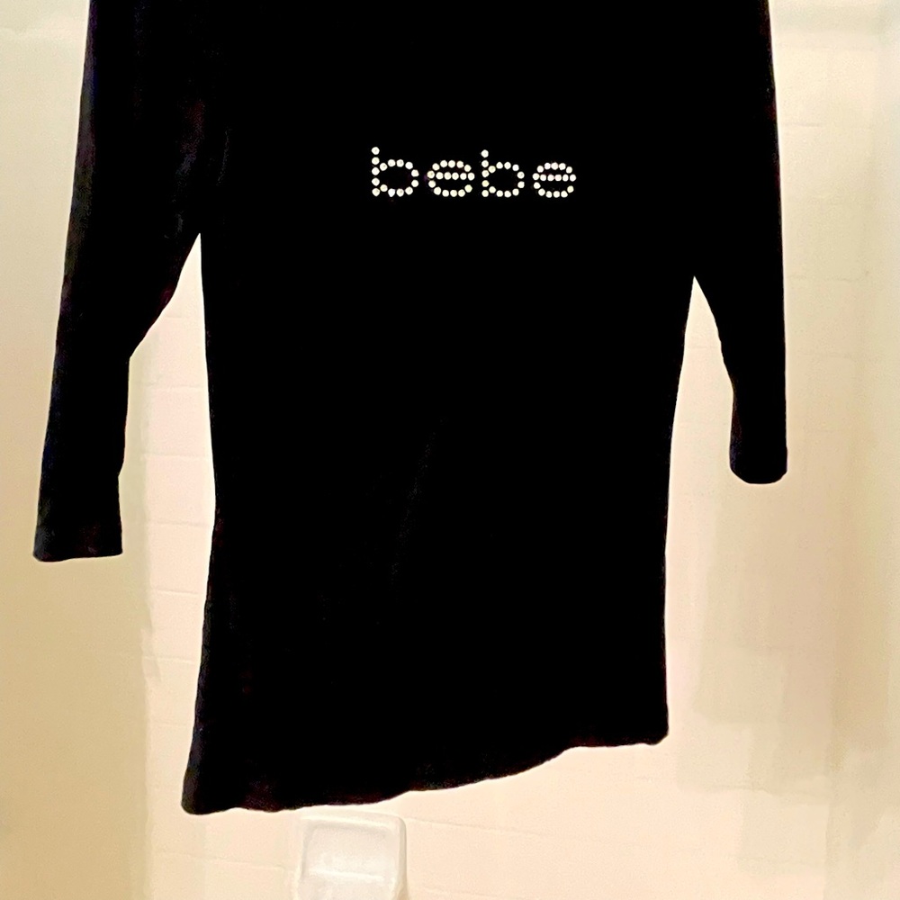 Bebe crew neck top size M